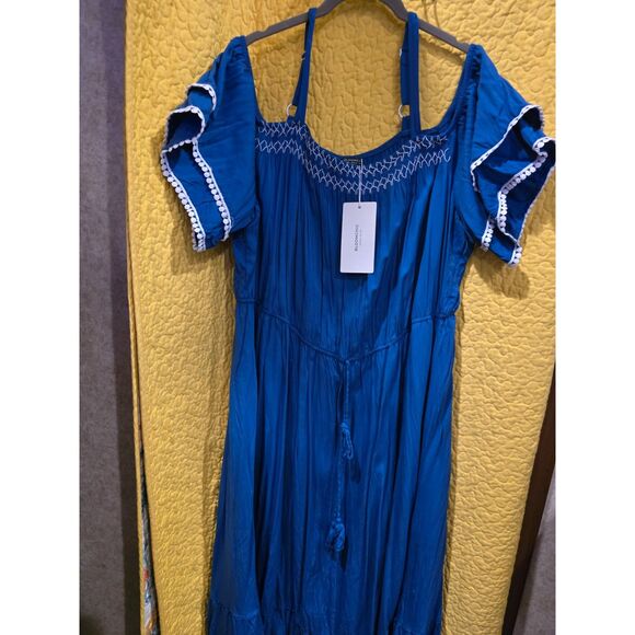 NWT Bloomchic Off the Shoulder Dress Sz 22/24 J-4 - Picture 1 of 5